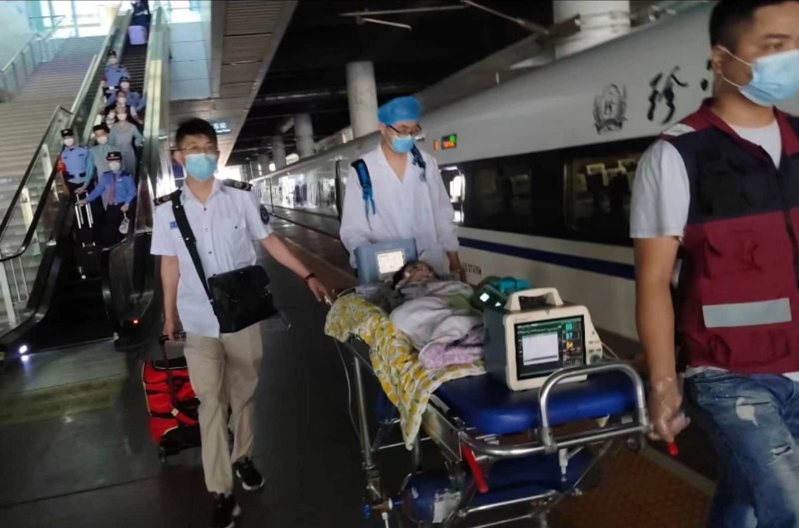 聊城高铁转运公司